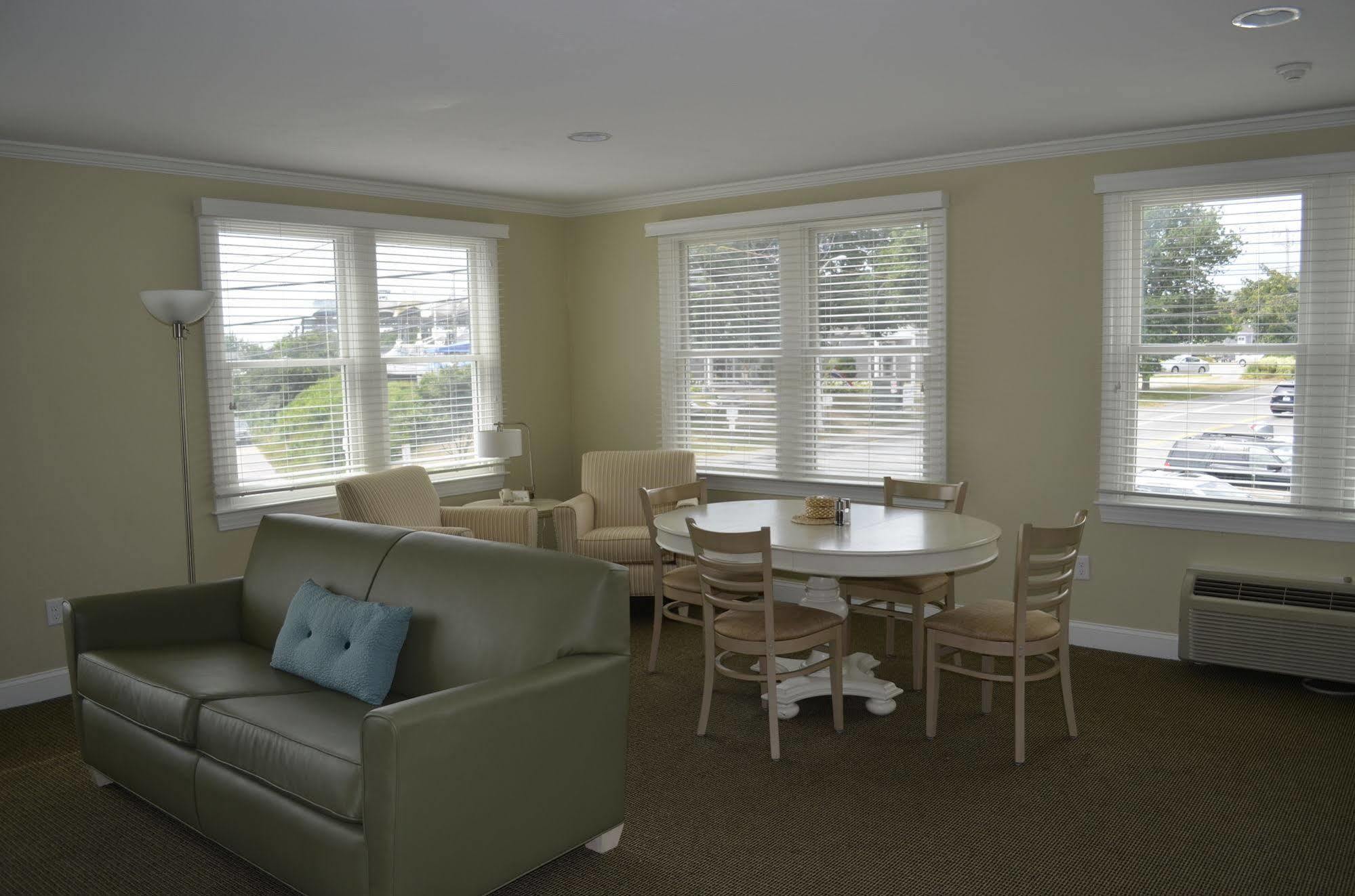 Innseason Resorts Harborwalk Falmouth Extérieur photo